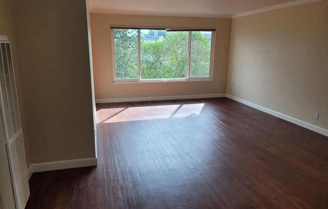 1 bed, 1 bath, $2,295