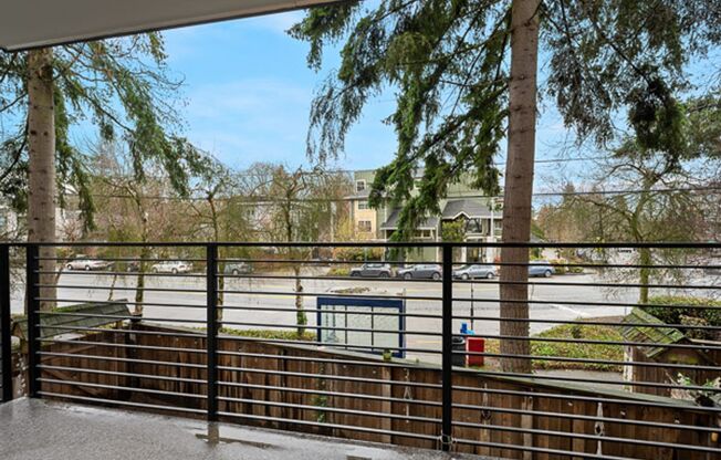 1 bed, 1 bath, 740 sqft, $2,100, Unit 402