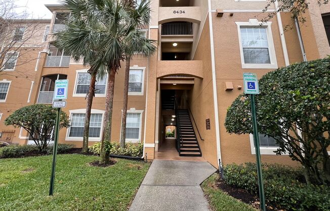 The perfect home waiting for you! FULLY FURNISHED!!