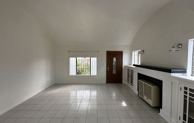 Charming & Spacious 2 Bed, 2 Bath