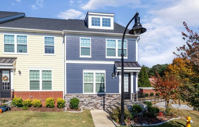 Corner Townhome with Roof Top Deck in Downtown Wake Forest!