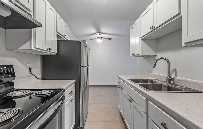 1 bed, 1 bath, 675 sqft, $1,095, Unit 319