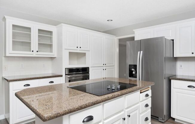 Stunning 4 bedroom, 2.5 bathroom home!! Must See!!