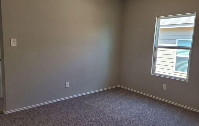 3BD 2BA with separate Office Space
