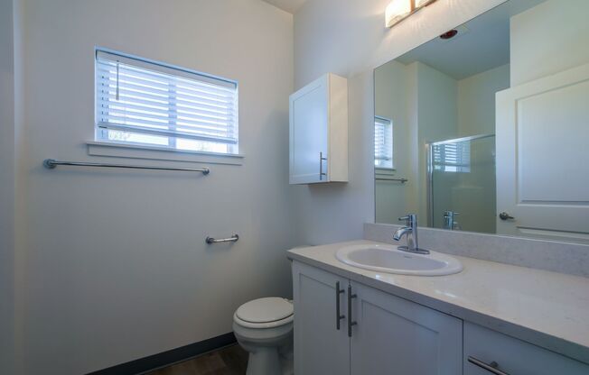 1 bed, 1 bath, 550 sqft, $1,324, Unit 201