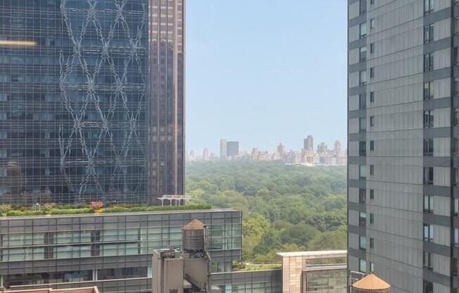 1 bed, 1 bath, 569 sqft, $4,500, Unit 32L