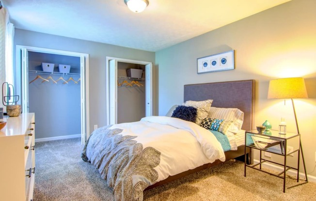 Sutter Lake Apartments Bedroom