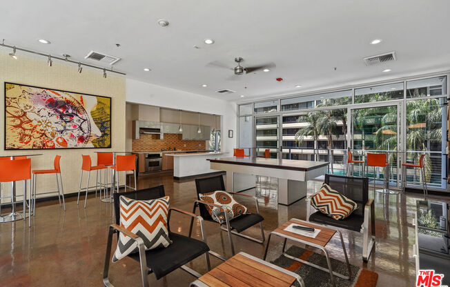 1 bed, 1 bath, 820 sqft, $2,950, Unit 731
