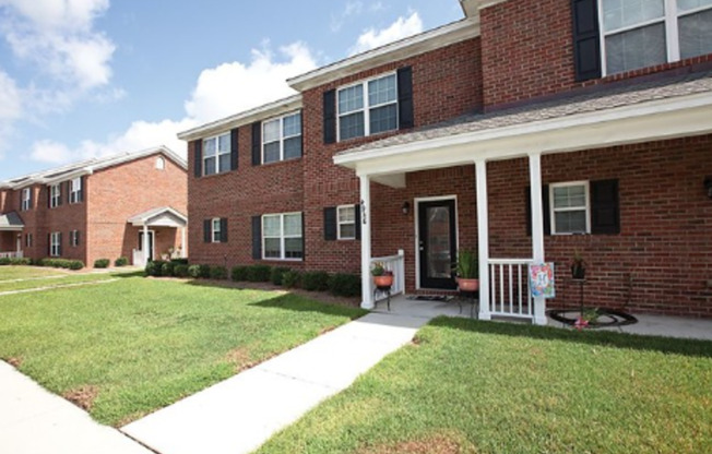 Pleasant Grove Village Apartments in Wilmington