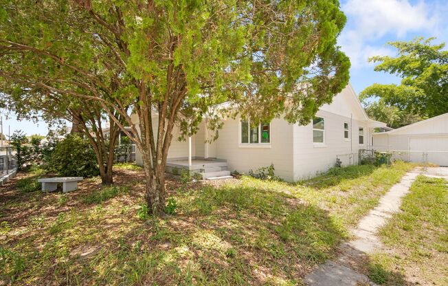 Fully Renovated 2-Bedroom Home in the Heart of Historic Ybor City!