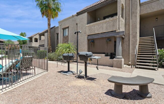 2 beds, 2 baths, $1,395, Unit #1043