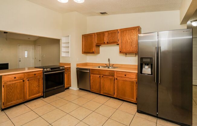 3 beds, 2 baths, $1,500