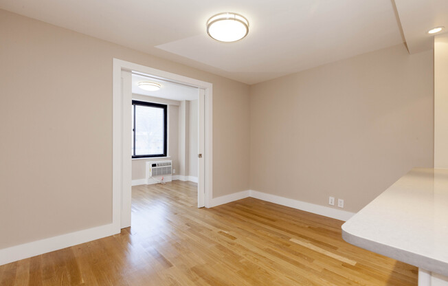 792 Columbus Ave 12D
