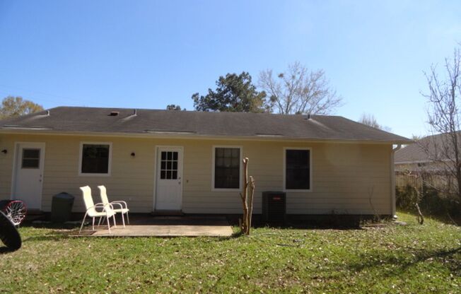 3 beds, 2 baths, $1,700