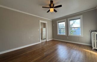 Studio, 1 bath, 360 sqft, $1,395, Unit 208