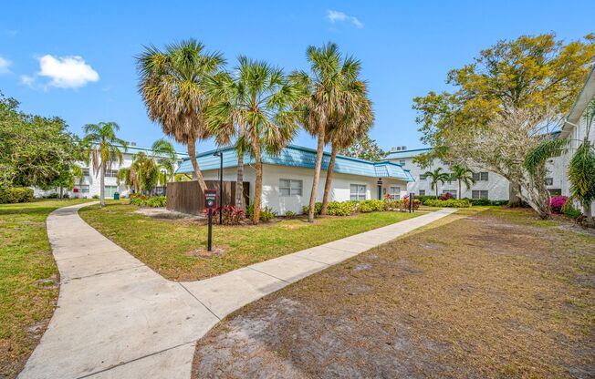 2 beds, 2 baths, 850 sqft, $1,795, Unit D205