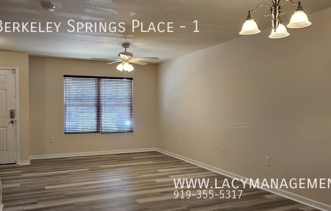 2938 BERKELEY SPG PL