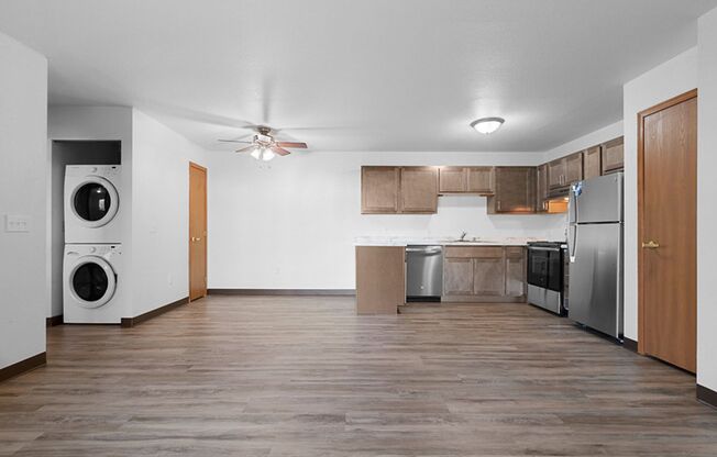 Harvest View Apartments-Heat/Water Included