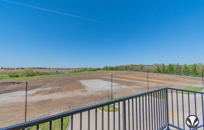 1 bed, 1 bath, 575 sqft, $999, Unit YH-4009