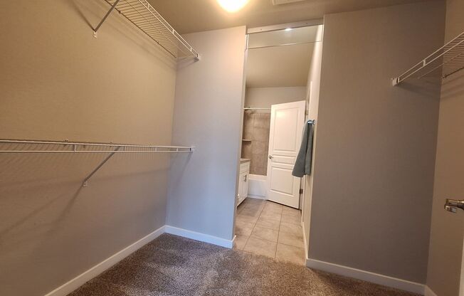 1 bed, 1 bath, 637 sqft, $1,490, Unit Unit 402