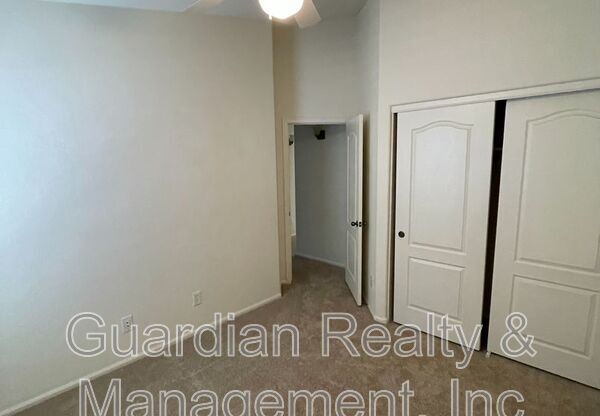 2427 W OBERLIN WAY