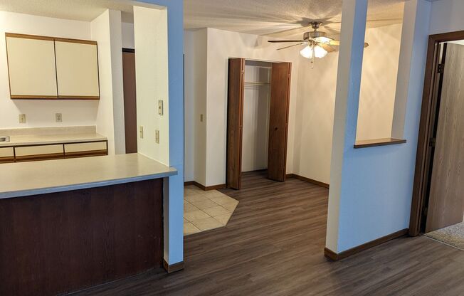 2 beds, 2 baths, 930 sqft, $1,050, Unit 240-105