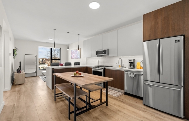1 bed, 1 bath, 570 sqft, $3,300, Unit 504