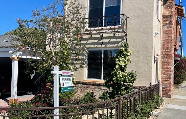 Beautifully maintained and thoughtfully updated 2-bedroom, 1.5-bath home in the heart of San Mateo