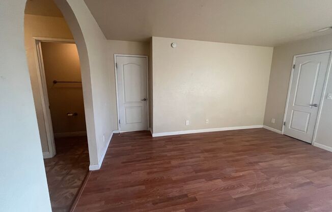 2 beds, 2 baths, $1,350