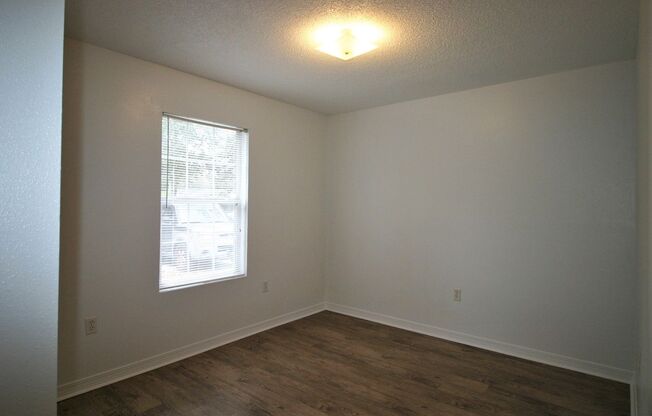 Brock Ave 532
