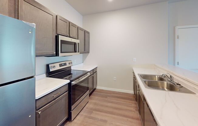 2 beds, 1 bath, 1,035 sqft, $1,335, Unit 648-401