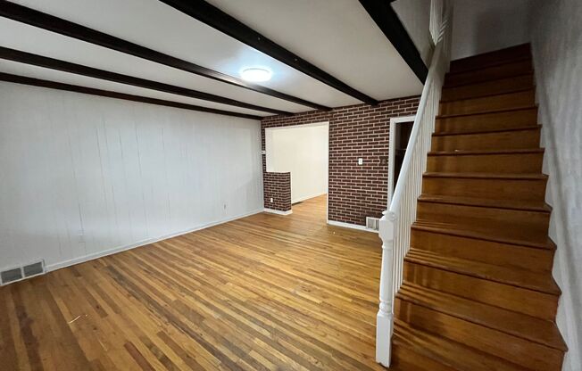3 Bed 1 Bath House for Rent