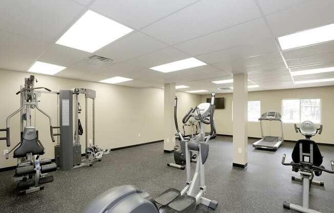 Fitness Center- Brandywine Crossing Apartments- Peoria Illinois