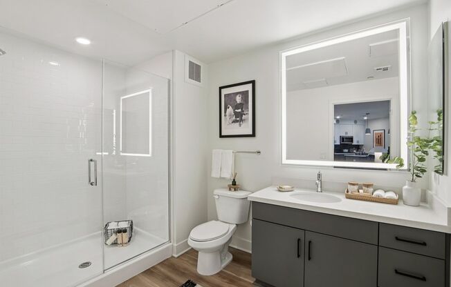 1 bed, 1 bath, 838 sqft, $1,749, Unit 524