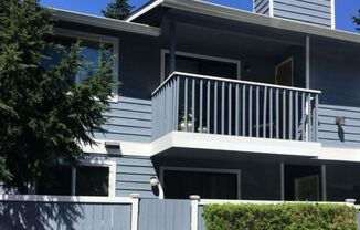 2Bd/1Ba Lynnwood Apartment