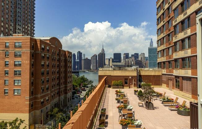 1 bed, 1 bath, 700 sqft, $3,950, Unit 25M