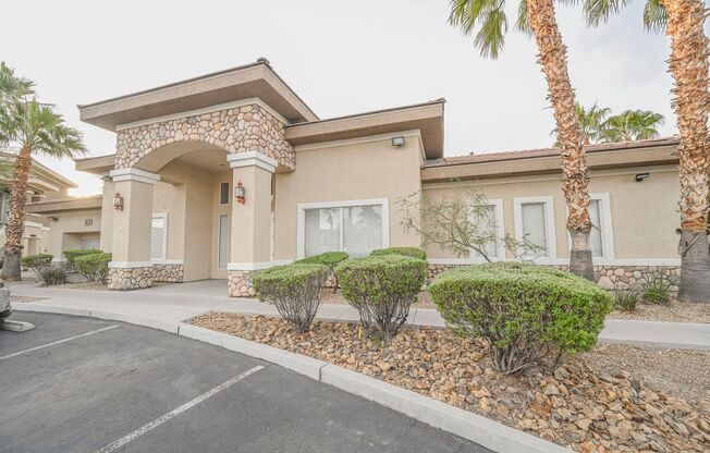 2 beds, 2 baths, $1,700
