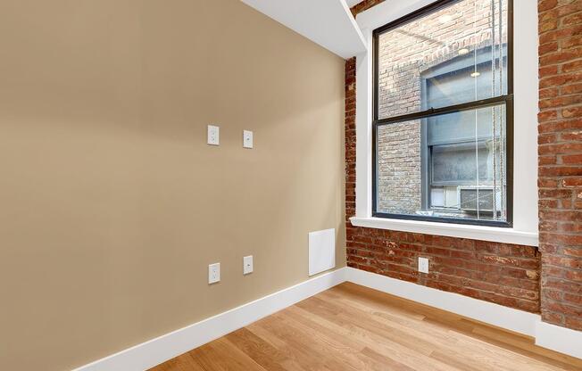 400 W 56 ST