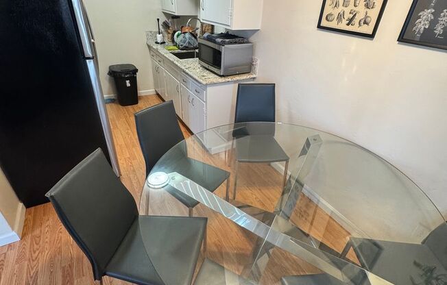 1 bed, 1 bath, 600 sqft, $1,895, Unit 2426 India Street