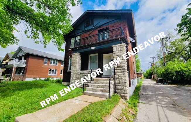 4815 Anderson Ave