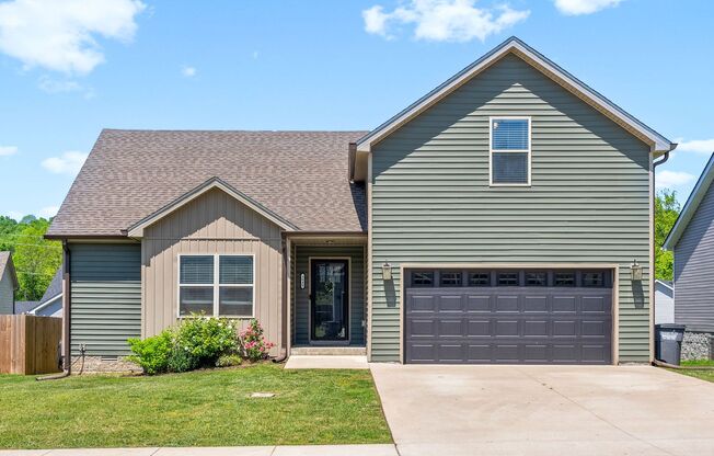 3 bedroom Pet Friendly Home For Rent Near Needmore Road!