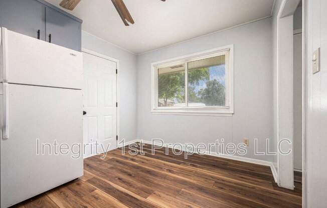 4202 N ASKEW AVE