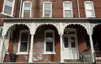 929 W Gordon Street