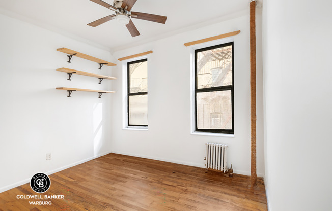 2 beds, 1 bath, $3,000, Unit 2D