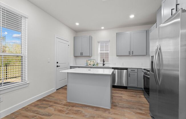 2 beds, 2 baths, 983 sqft, $2,250, Unit 1510