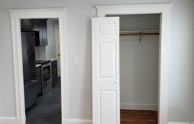 1 bed, 1 bath, 800 sqft, $2,275, Unit 41B