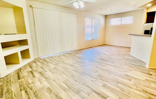 2 beds, 2 baths, 1,244 sqft, $1,899, Unit 705 W. Queen Creek #1107