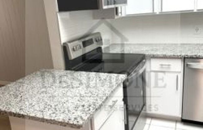 1 bed, 1 bath, 570 sqft, $1,099, Unit R-11