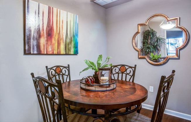 Dining Area at The Ranch at Pinnacle Point Apartments in Rogers, AR