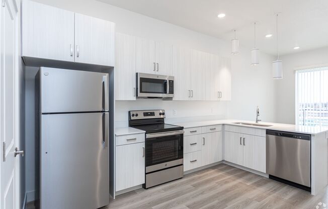 1 bed, 1 bath, $1,250, Unit 106